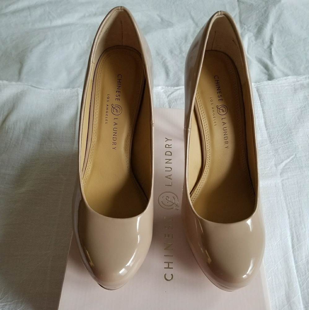 Chinese Laundry Heels - Picture 2 of 6